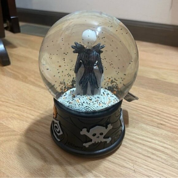 Disney Nightmare Before Christmas Snow Globe NEW Halloween Black Orange Jack - Picture 4 of 4